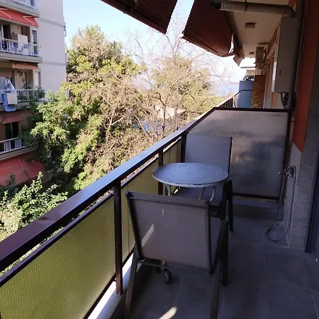 Tritos Sleeps 11 - Sea View - Balcony - Parking * 塞萨洛尼基