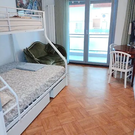Tritos Sleeps 11 - Sea View - Balcony - Parking 公寓 塞萨洛尼基