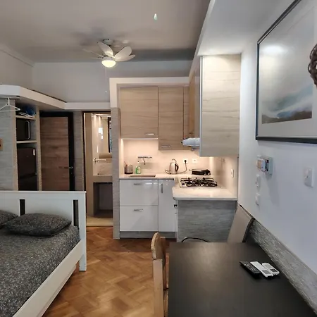 Apartment Tritos Sleeps 11 - Balcony - Sea View Thessaloniki